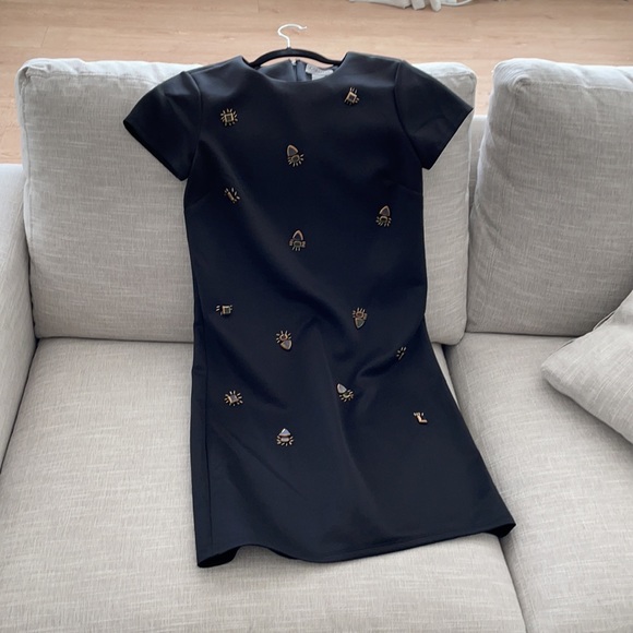 Perfect for evening parties! Carmen Marc Valvo dress with embellished stones. - Picture 2 of 4